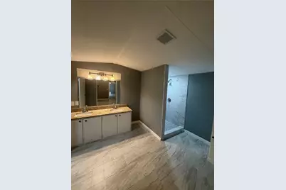 15476 Esther Drive, Conroe, TX 77384 - Photo 9