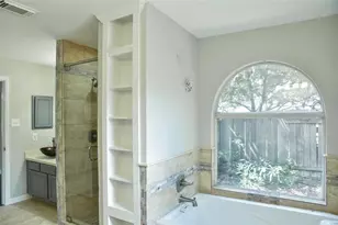 6626 Crystal Point Dr, Katy, TX 77449 - Photo 13