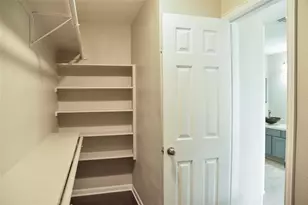 6626 Crystal Point Dr, Katy, TX 77449 - Photo 9