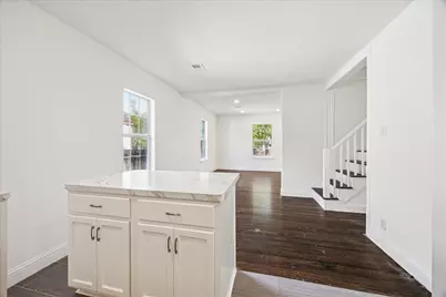 5128 Leeland Street, Houston, TX 77023 - Photo 5