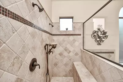 1611 Lynnview Drive, Houston, TX 77055 - Photo 21