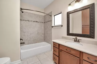 1611 Lynnview Drive, Houston, TX 77055 - Photo 33