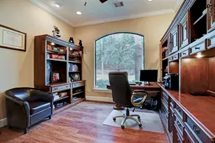 1611 Lynnview Dr, Houston, TX 77055 - Photo 11