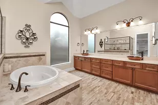 1611 Lynnview Dr, Houston, TX 77055 - Photo 19