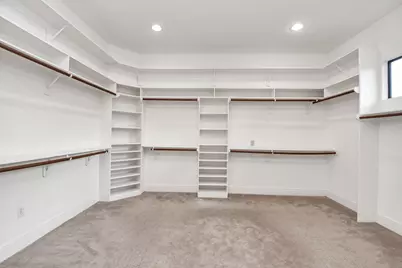 1611 Lynnview Drive, Houston, TX 77055 - Photo 23