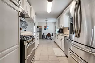 2811 Quincannon Ln, Houston, TX 77043 - Photo 7