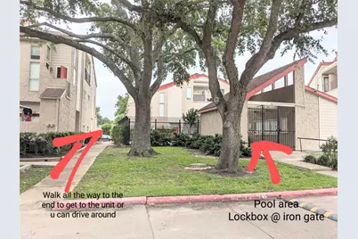 10855 Meadowglen Lane #702, Houston, TX 77042 - Photo 13