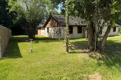 550 E Melville Drive, Crosby, TX 77532 - Photo 3