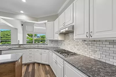 2905 Harvest Hill Drive, Friendswood, TX 77546 - Photo 15
