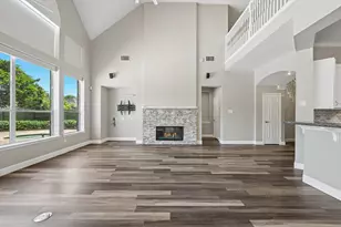 2905 Harvest Hill Dr, Friendswood, TX 77546 - Photo 9