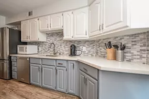1603 Haver St, Houston, TX 77006 - Photo 9