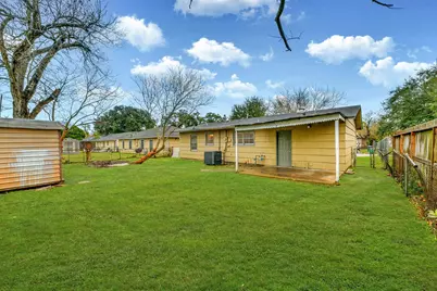 5855 Beldart Street, Houston, TX 77033 - Photo 3