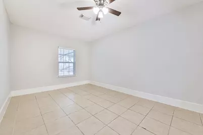 5855 Beldart Street, Houston, TX 77033 - Photo 17