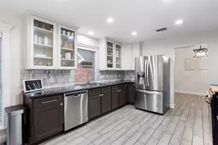 3113 Watercastle Ct, League City, TX 77573 - Photo 9