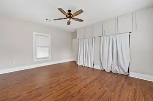 416 S Hardie St, Alvin, TX 77511 - Photo 19