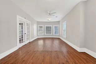 416 S Hardie St, Alvin, TX 77511 - Photo 7