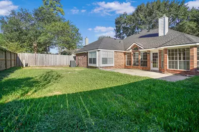 1602 Summer Rain Drive, Houston, TX 77339 - Photo 31