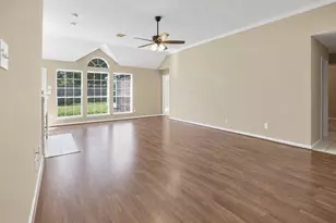 1602 Summer Rain Dr, Houston, TX 77339 - Photo 7