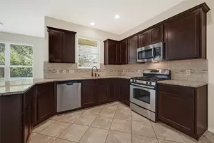 16626 Lake Prince Ln, Houston, TX 77044 - Photo 9