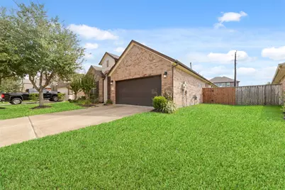 1924 Rushing Meadow Lane, Pearland, TX 77089 - Photo 5