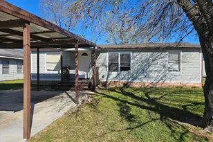 2000 W W Humble St, Baytown, TX 77520 - Photo 1