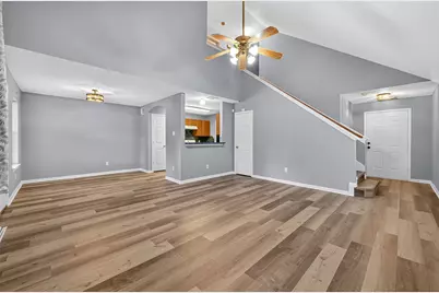 8253 Fuqua Gardens Drive, Houston, TX 77075 - Photo 9