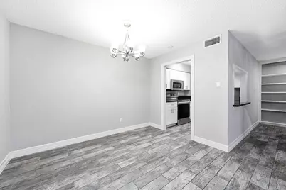 5528 Beverly Hill Street #1, Houston, TX 77056 - Photo 5