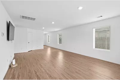 8631 Bar Harbor Drive, Baytown, TX 77521 - Photo 5