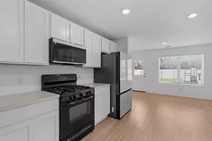 8631 Bar Hbr Dr, Baytown, TX 77521 - Photo 9