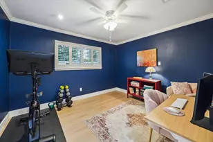 10002 Wickersham Ln, Houston, TX 77042 - Photo 19