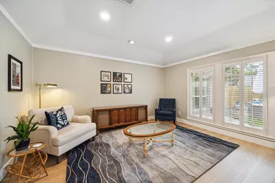 10002 Wickersham Lane, Houston, TX 77042 - Photo 9