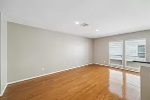 1730 Bevis St, Houston, TX 77008 - Photo 15
