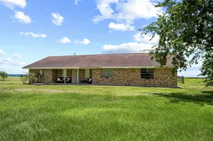 2623 Salem Rd, Brenham, TX 77833 - Photo 9