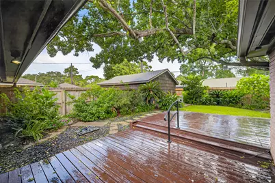 5830 Yarwell Drive, Houston, TX 77096 - Photo 7