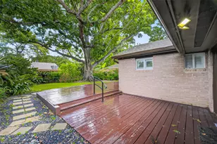 5830 Yarwell Dr, Houston, TX 77096 - Photo 7
