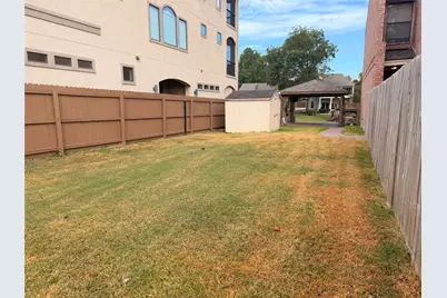 721 Paradise Lane, Montgomery, TX 77356 - Photo 3