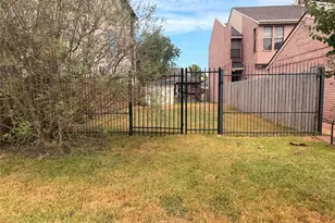 721 Paradise Ln, Montgomery, TX 77356 - Photo 1