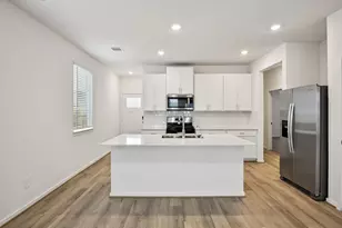 5609 Andesine Dr, Houston, TX 77048 - Photo 9
