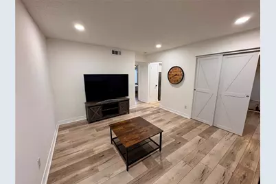 3131 Southwest Freeway #C35, Houston, TX 77098 - Photo 31