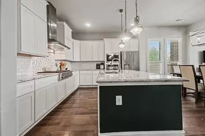 641 Kickapoo Court, Webster, TX 77598 - Photo 9