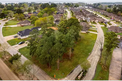 13083 Point Aquarius Boulevard, Willis, TX 77318 - Photo 9