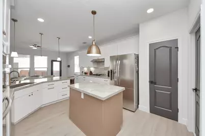 1810 Blue Water Bay Drive, Katy, TX 77494 - Photo 9
