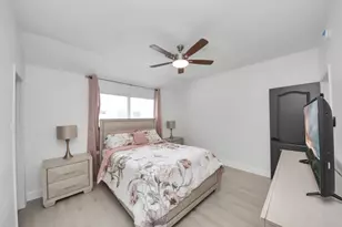 1810 Blue Water Bay Dr, Katy, TX 77494 - Photo 19