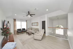 1810 Blue Water Bay Dr, Katy, TX 77494 - Photo 17