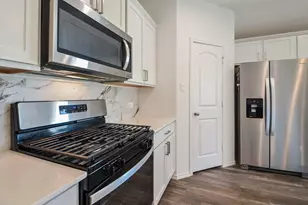 4949 Almond Ter Dr, Katy, TX 77493 - Photo 17