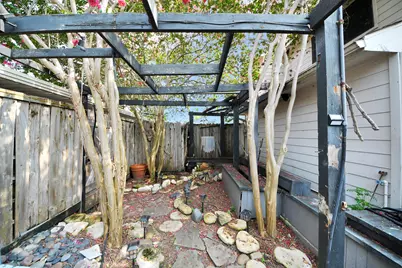 7877 Kendalia Drive, Houston, TX 77036 - Photo 27