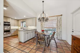 230 Gessner Rd, Houston, TX 77024 - Photo 9