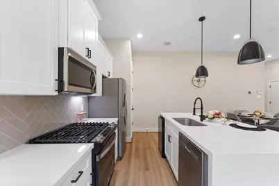 2131 Blalock Road #D, Houston, TX 77080 - Photo 9