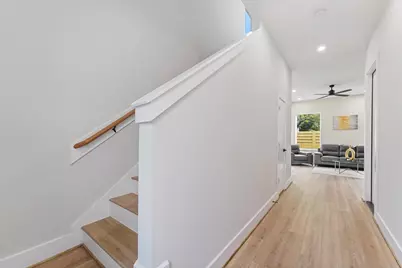 2131 Blalock Road #D, Houston, TX 77080 - Photo 11