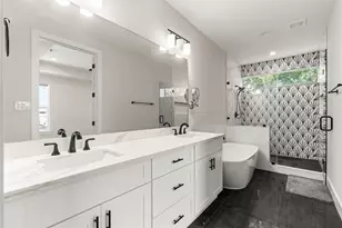 206 Drennan St, Houston, TX 77003 - Photo 17